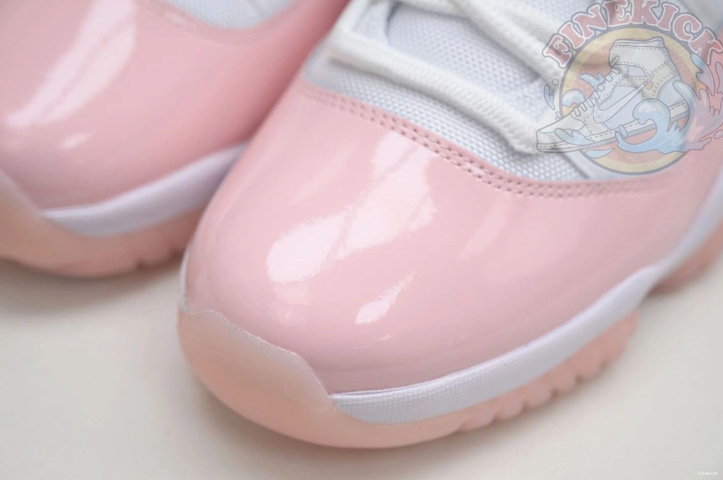 WMNS Low Jordan Jordan 11 Air 0827